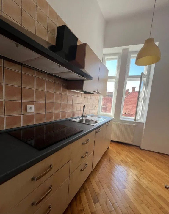 🏛️ Închiriere apartament superb – stil neoclasic, ultracentral, Sibiu 🏙️
