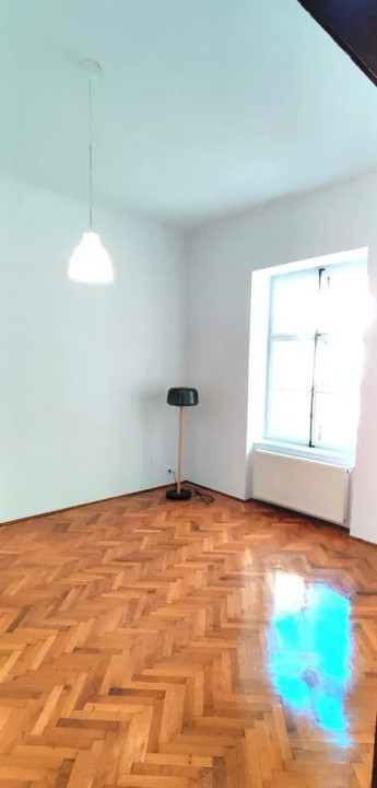 🏛️ Închiriere apartament superb – stil neoclasic, ultracentral, Sibiu 🏙️