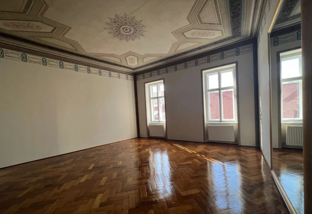 🏛️ Închiriere apartament superb – stil neoclasic, ultracentral, Sibiu 🏙️