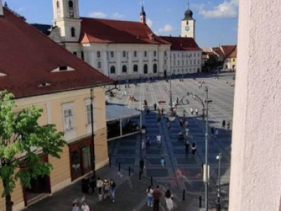 🏛️ Închiriere apartament superb – stil neoclasic, ultracentral, Sibiu 🏙️