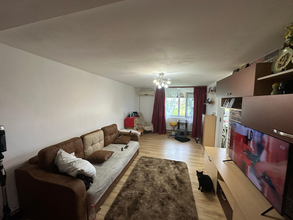 Apartament mobilat și utilat