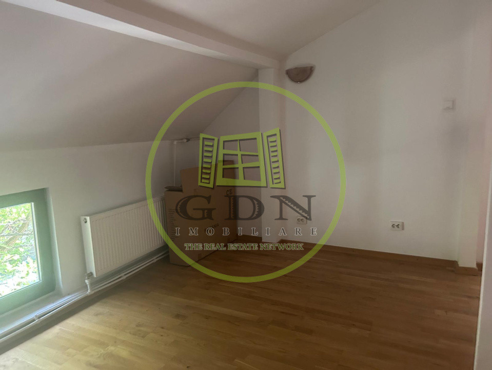 Casa S+P+M, 245 MP teren, 201 MP utili, Central