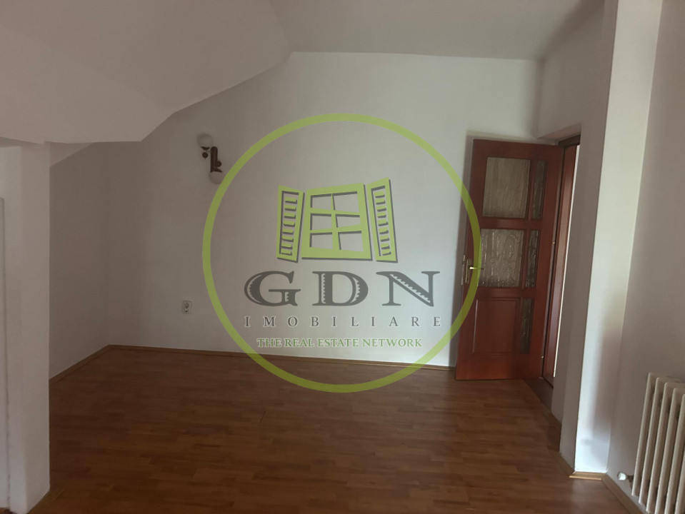 Casa S+P+M, 245 MP teren, 201 MP utili, Central