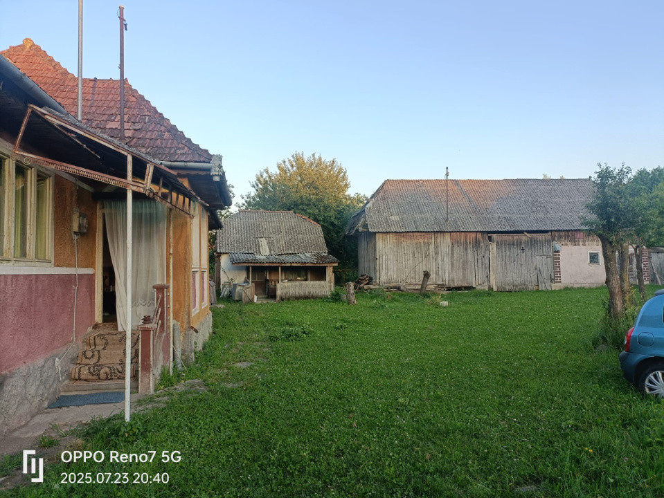 Casă tradițională de vânzare în comuna Gurghiu, satul Orșova
