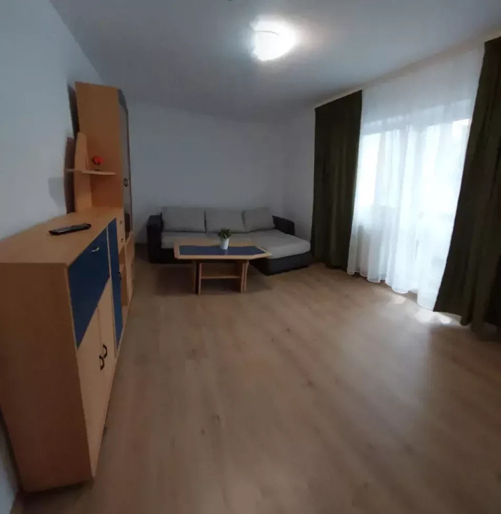 Apartament 3 camere, Mihai Viteazu 