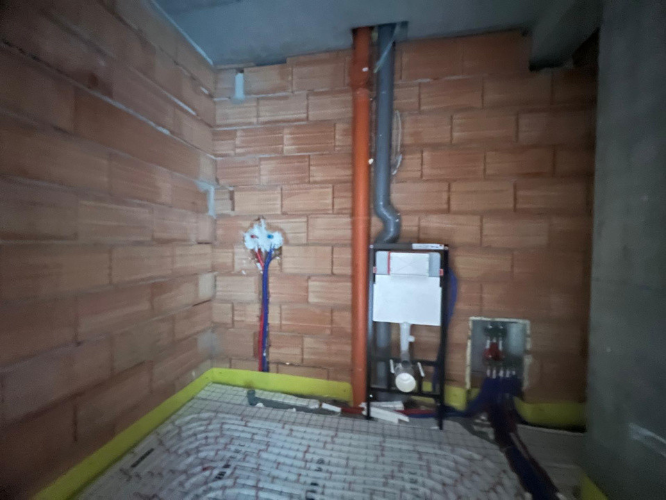 Apartament cu 2 camere si terasa de 47 mp zona Centru Vechi
