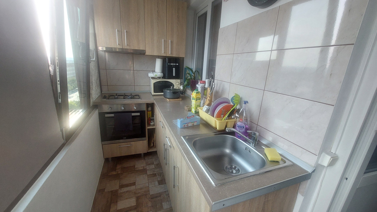 Apartament doua camere semidecomandat, Valea Rosie zona Spitalul Militar