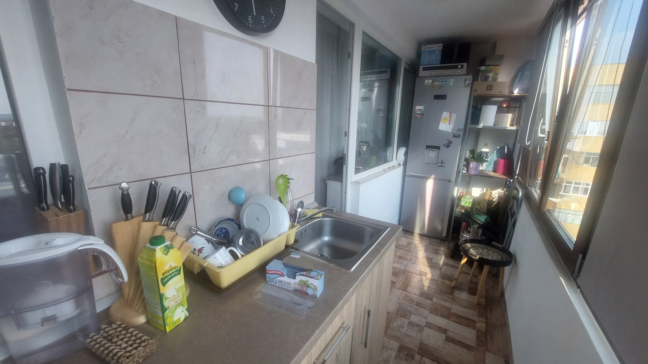 Apartament doua camere semidecomandat, Valea Rosie zona Spitalul Militar