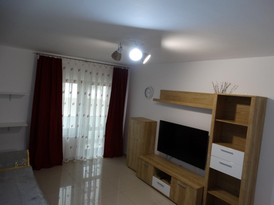 Apartament 2 camere decomandate-57 mp-prima închiriere -zona Dedeman