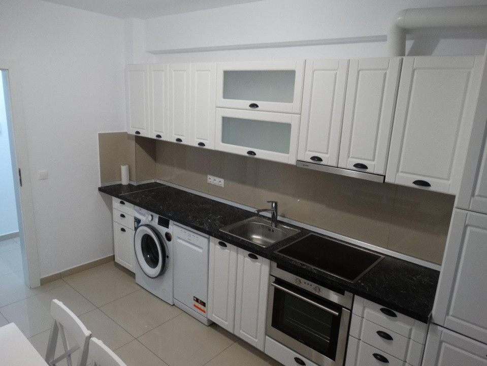 Apartament 2 camere decomandate-57 mp-prima închiriere -zona Dedeman