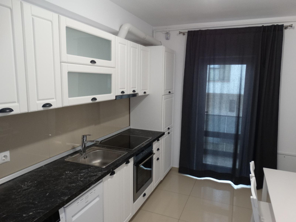 Apartament 2 camere decomandate-57 mp-prima închiriere -zona Dedeman