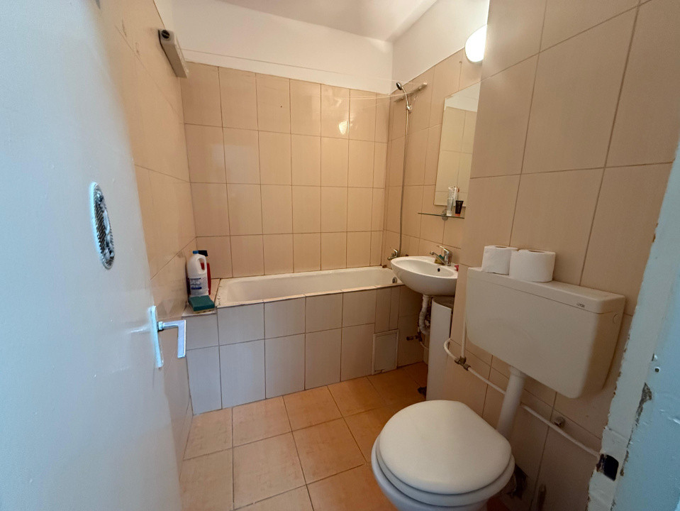Garsoniera semidecomandata, 30,50 mp, Brazda lui Novac 
