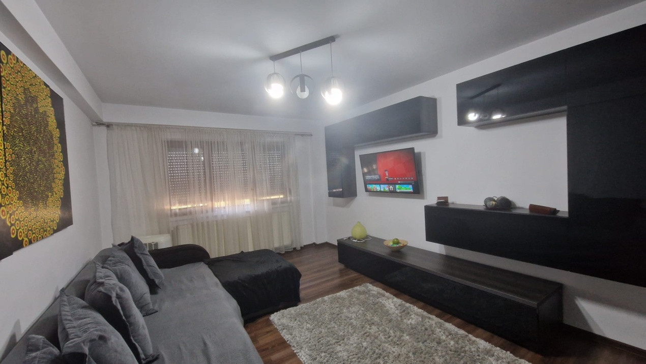 Apartament decomandat, 2 camere, 58mp, Rovine, zona Helmat