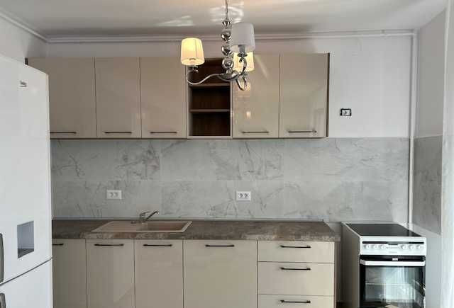 Apartament 2 camere de închiriat 550-prima închiriere – Zona Mall Coresi, Brașov