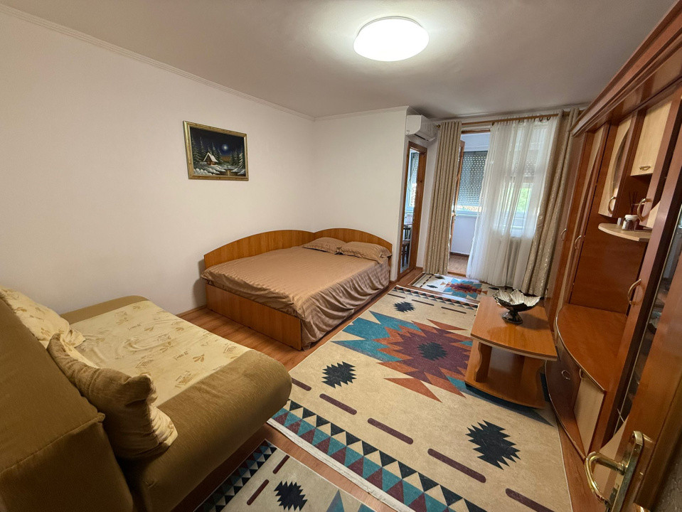 Garsoniera semidecomandata, 30,50 mp, Brazda lui Novac  Craiova, Brazda lui Nova