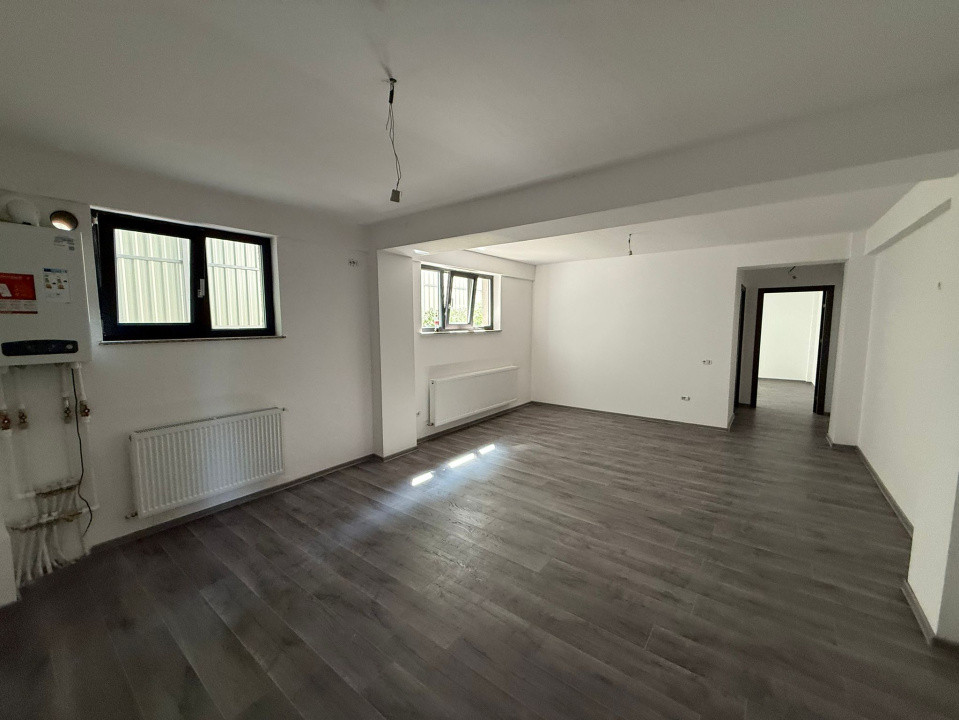 Apartament 2 camere, open-space, 54mp, cartier 1 Mai, Centru Multifunctional