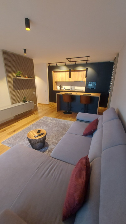 Apartament premium cu 2 camere – Prima închiriere – Urban Plaza, Brașov