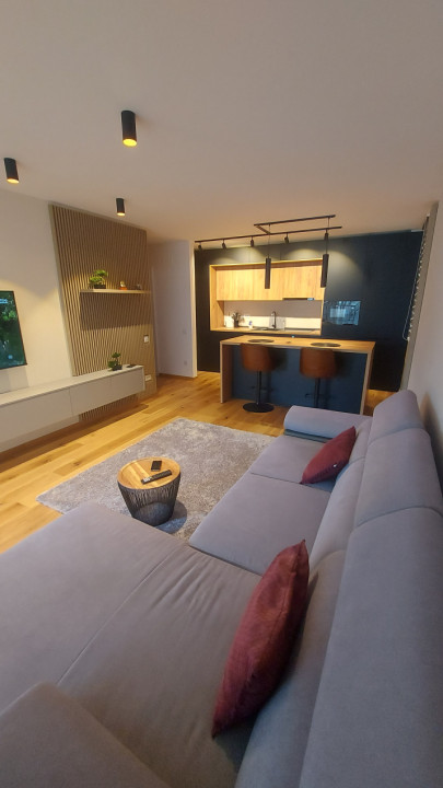 Apartament premium cu 2 camere – Prima închiriere – Urban Plaza, Brașov