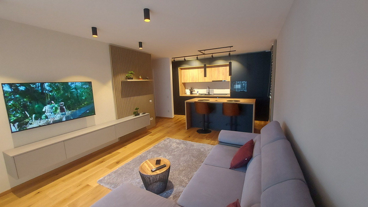 Apartament premium cu 2 camere – Prima închiriere – Urban Plaza, Brașov