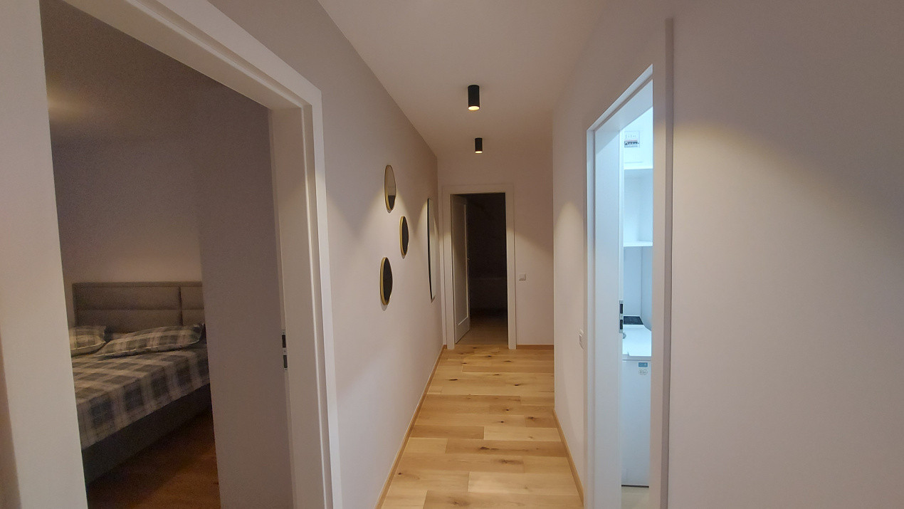 Apartament premium cu 2 camere – Prima închiriere – Urban Plaza, Brașov