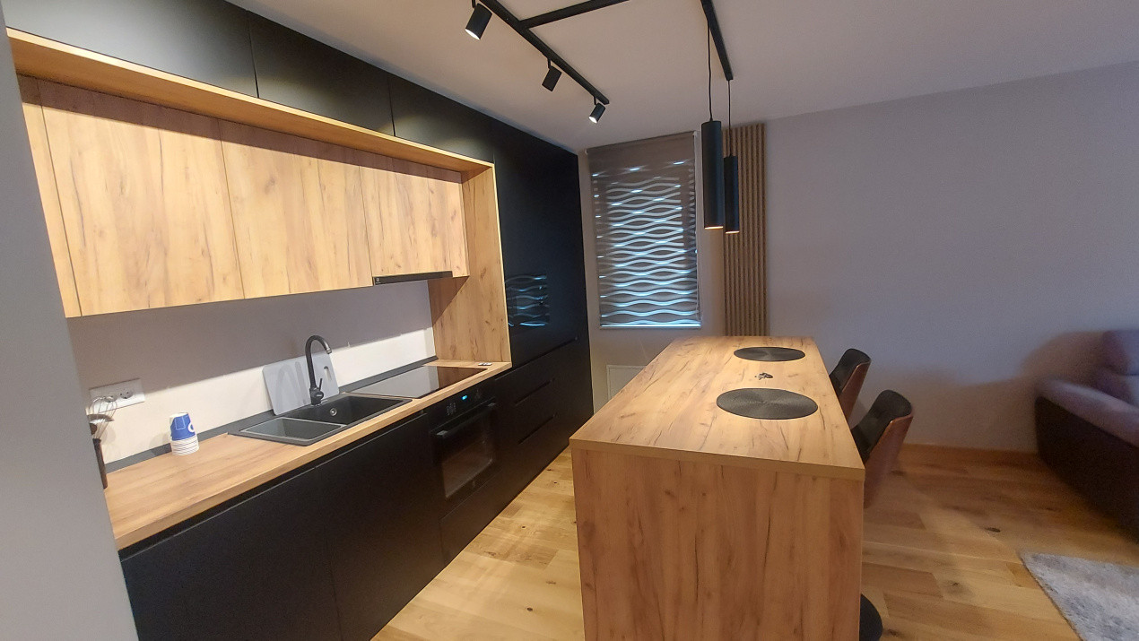 Apartament premium cu 2 camere – Prima închiriere – Urban Plaza, Brașov
