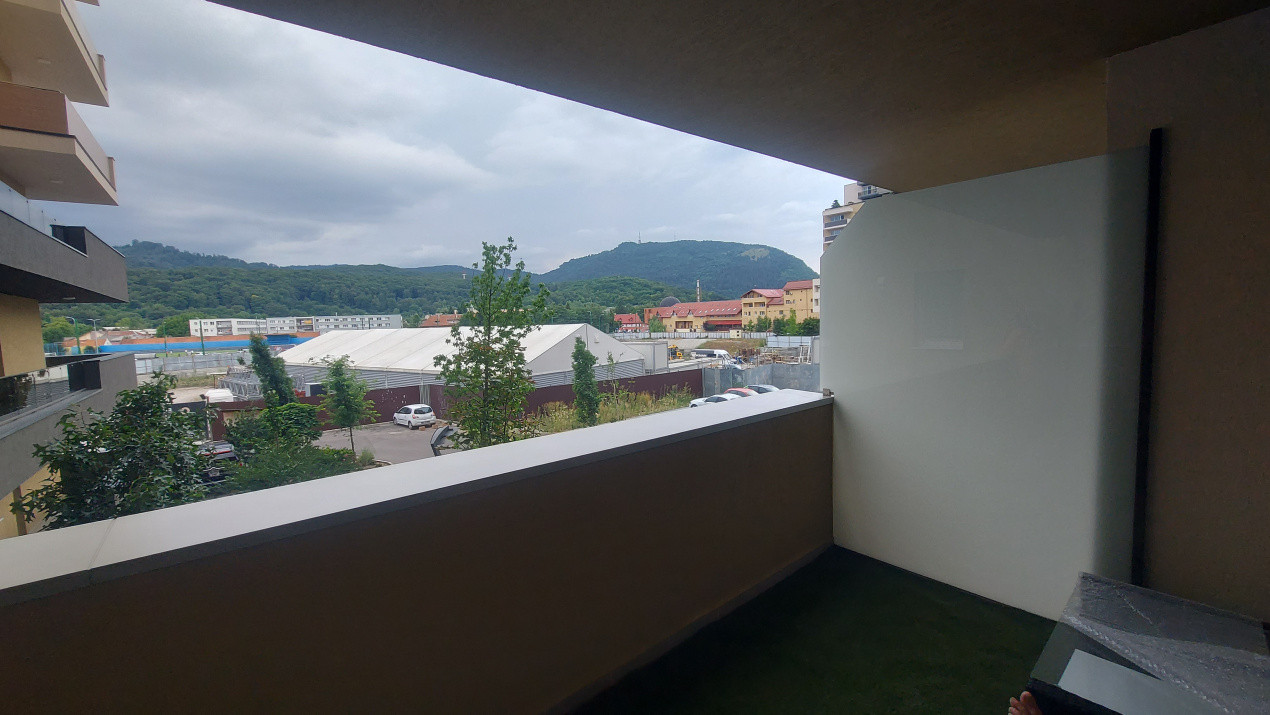 Apartament premium cu 2 camere – Prima închiriere – Urban Plaza, Brașov
