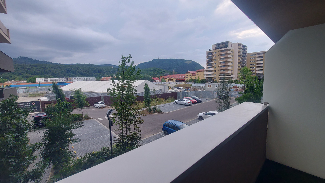 Apartament premium cu 2 camere – Prima închiriere – Urban Plaza, Brașov