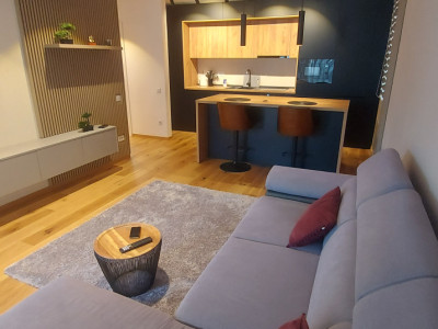 Apartament premium cu 2 camere – Prima închiriere – Urban Plaza, Brașov