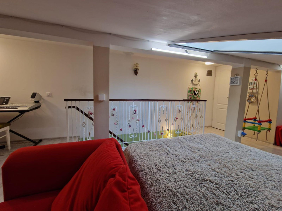 Inchiriere apartament - 3 camere pe 2 nivele - Republicii