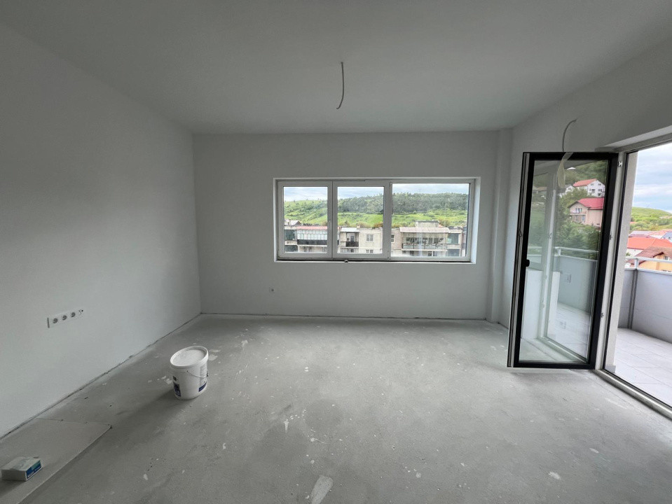 De vânzare apartament nou cu 3 camere, 74 mp., Comuna Baciu 