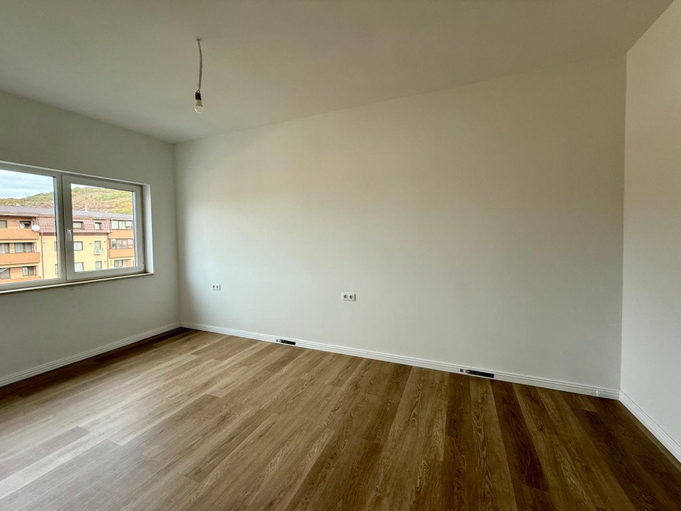 De vânzare apartament nou, finisat 3 camere, 74 mp. - Comuna Baciu 