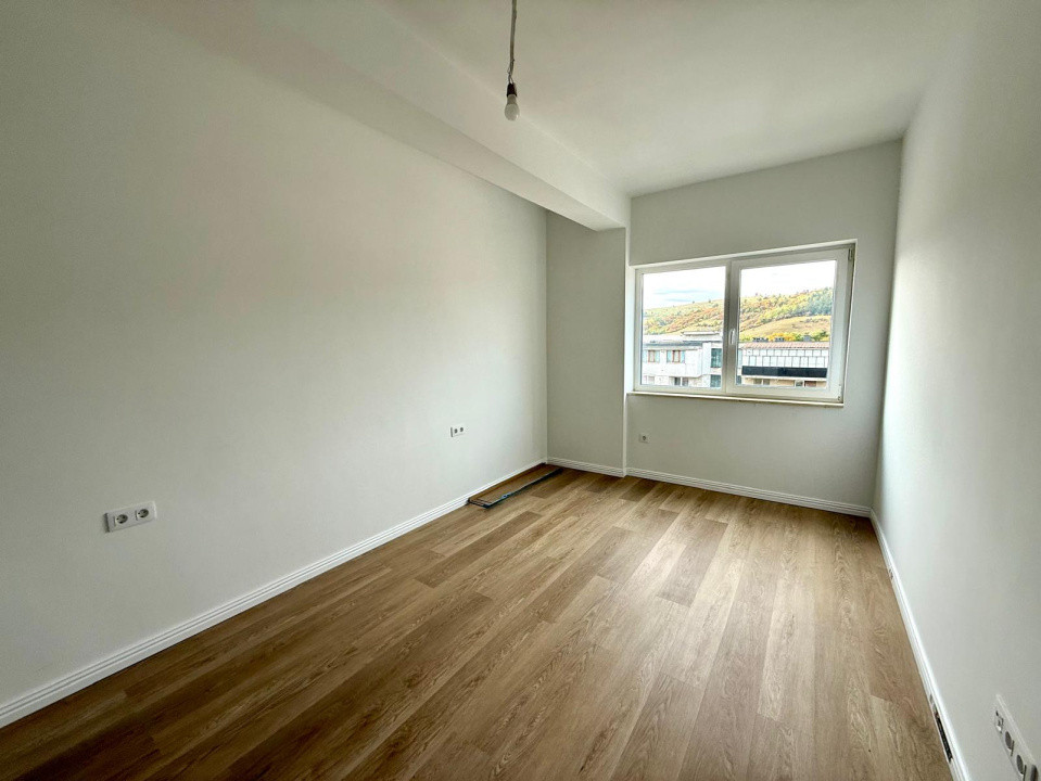 De vânzare apartament nou, finisat 3 camere, 74 mp. - Comuna Baciu 