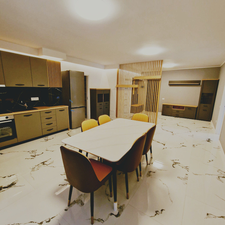Apartament 3 camere lux - de închiriat – Prima închiriere – Ultracentral