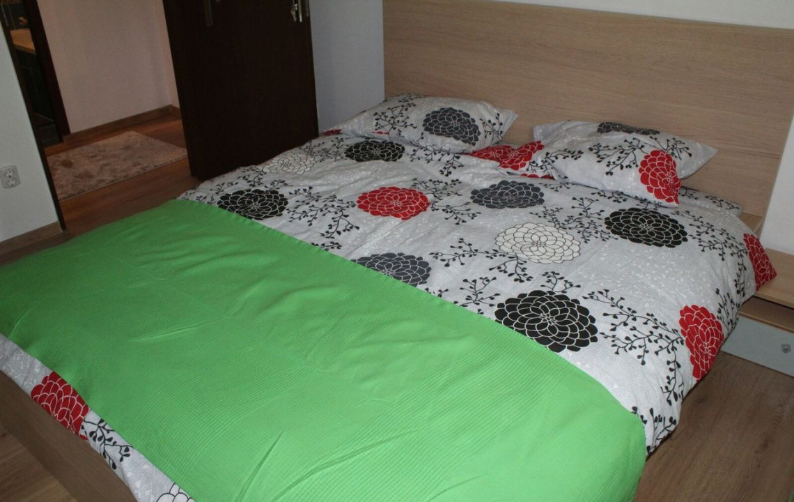 Apartament 2 camere de închiriat – Strada Toamnei, Centru Civic