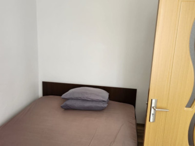 Apartament de închiriat, 2 camere, 40mp utili, zona Cedonia