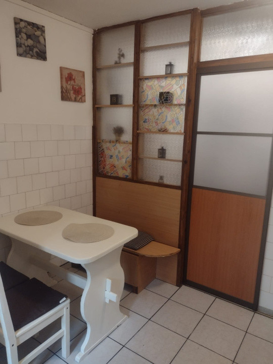Închiriere apartament mobilat, 3 camere, cu garaj, Mărăști