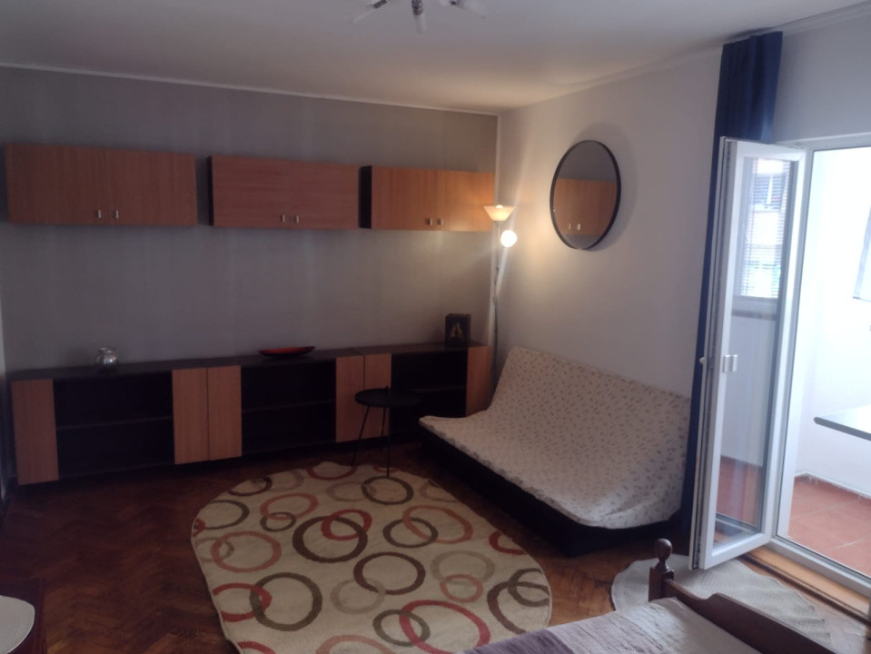 Închiriere apartament mobilat, 3 camere, cu garaj, Mărăști
