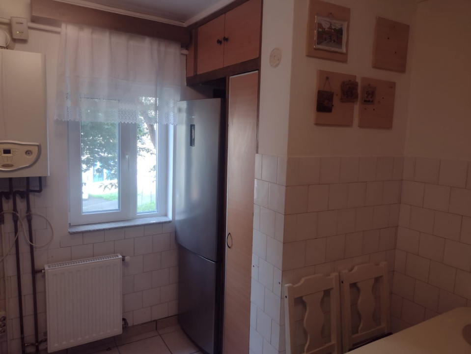 Închiriere apartament mobilat, 3 camere, cu garaj, Mărăști