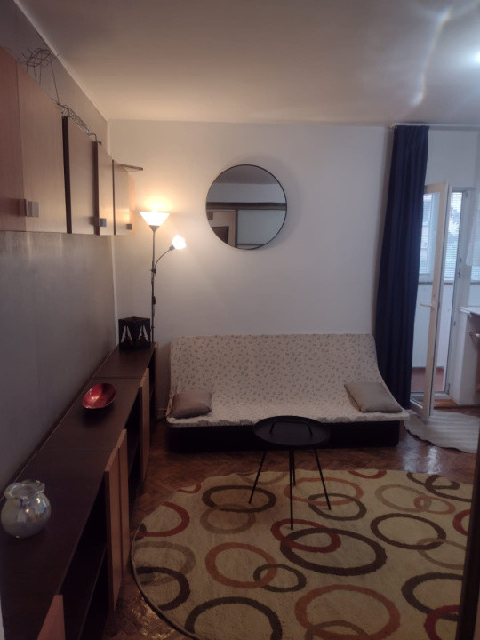 Închiriere apartament mobilat, 3 camere, cu garaj, Mărăști