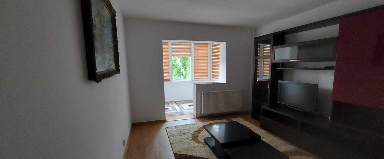 Apartament de inchiriat 2 camere,zona Tractorul,Brasov