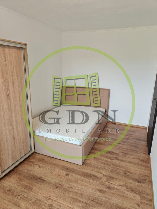 Apartament 3 cam.suprafata utila 75mp,2balcoane,Calea Cisnadiei