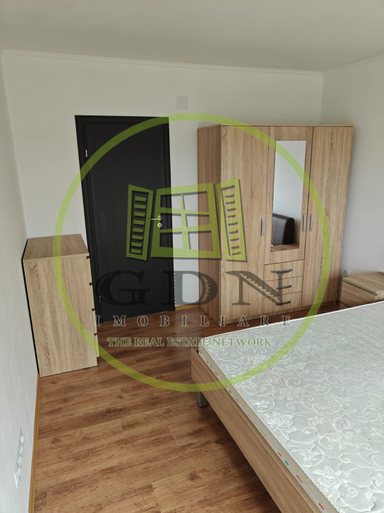 Apartament 3 cam.suprafata utila 75mp,2balcoane,Calea Cisnadiei