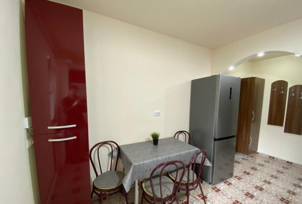 Apartament 2 camere de închiriat – Etaj 1, Luptei / Mihai Viteazu