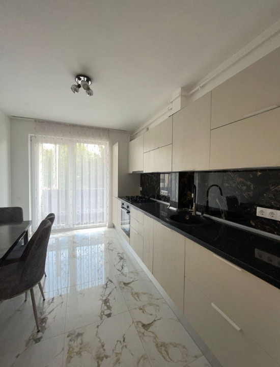 Apartament de închiriat, 3 camere, 80 mp utili, parter, cartier Kogălniceanu