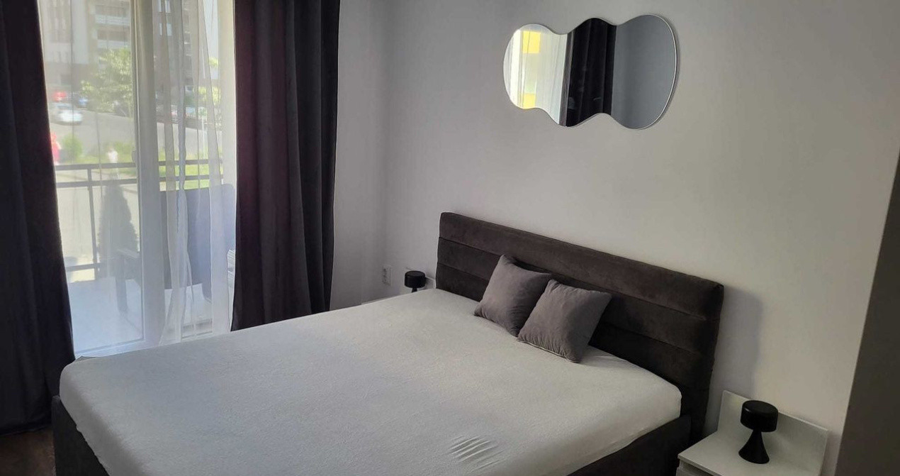 Apartament  2 camere ,zona Coresi 