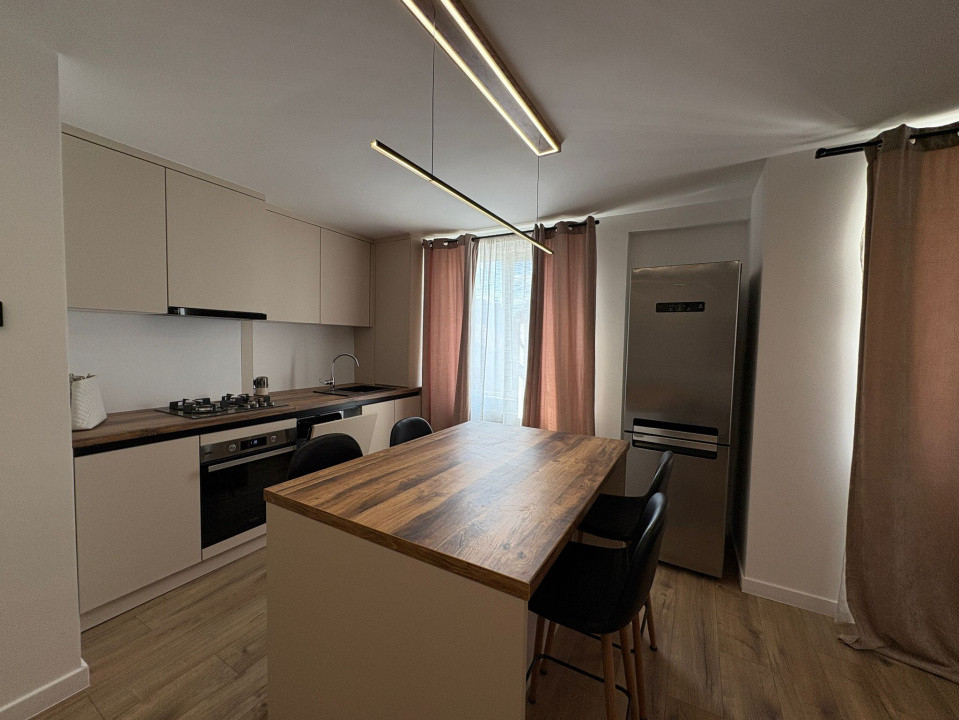 Apartament 2 camere, decomandat, 50 mp, Zona Centrala