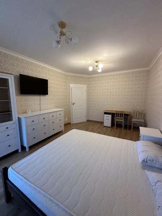 Închiriere apart. cu 1 cameră, 40 mp., Park Lake, lăngă Iulius Mall