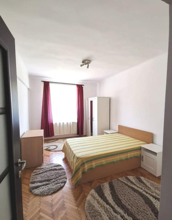Apartament decomandat 2 camere ,zona linistita 