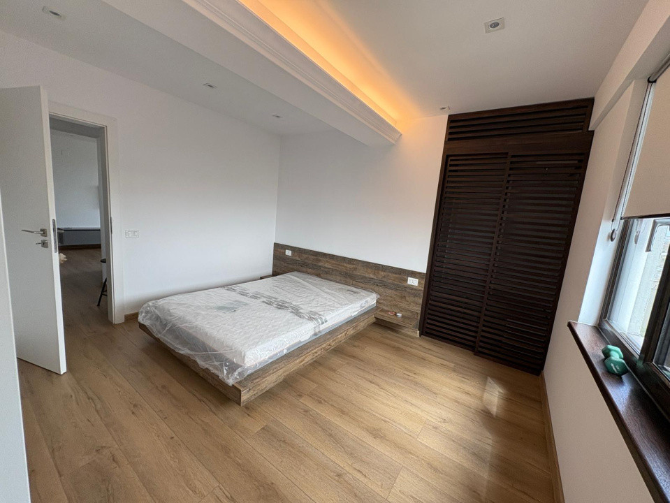 Apartament, 3 camere, open space, 50 mp, Cartier George Enescu, Zona Veropan