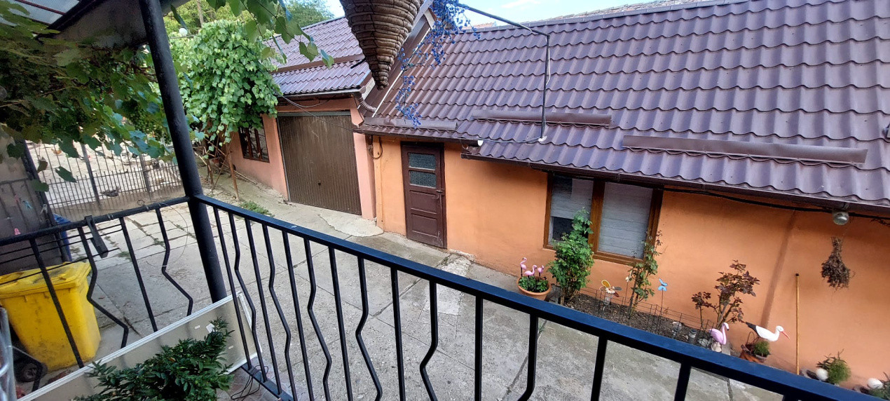 Casa 4 cam,suprafata utila 115mp, si teren 694mp,spre vanzare in Ocna Sibiului